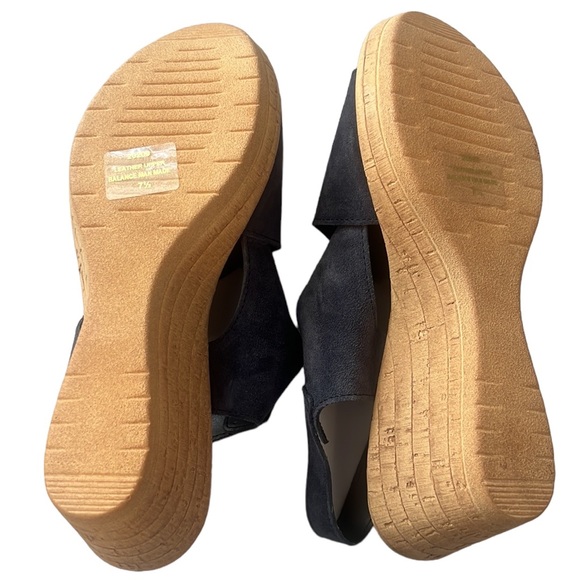 Mila Paoli Blue Suede Wedge Sandals Size 7.5 - Picture 6 of 12